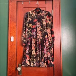 Elegant Floral Long Sleeve Dress in Black and Pink